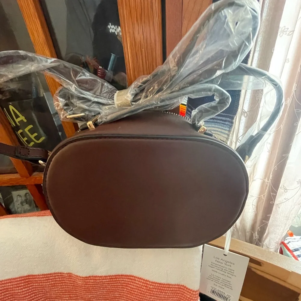 Alyssa Nicole Brown Crossbody Bag - Picture 4 of 4